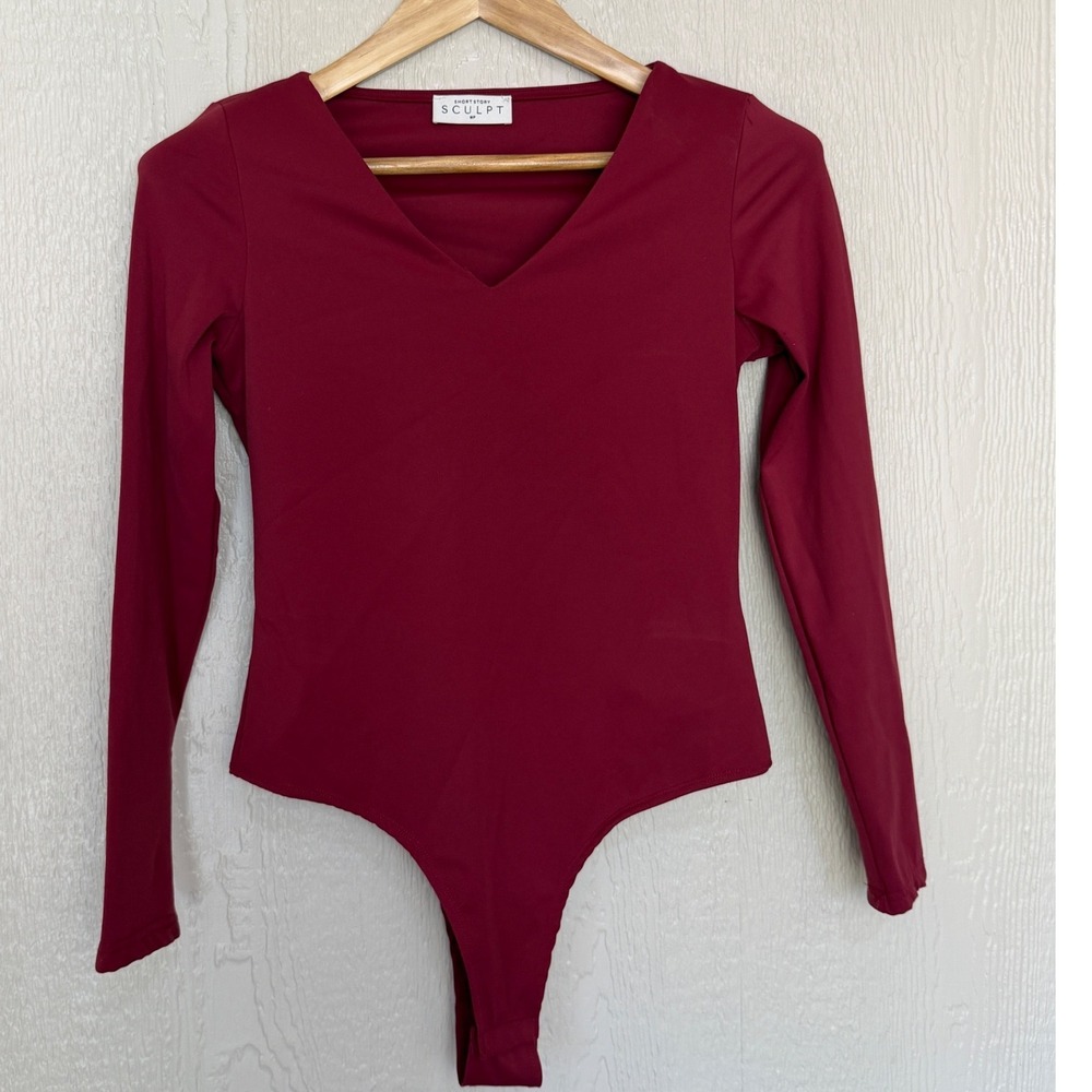 Short Story Sculpt Long Sleeve V-Neck Bodysuit Wine Red Womens MP EUC